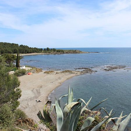 A Chic Four-Person Apartment By The Beach At Cap Ras Llançà Extérieur photo